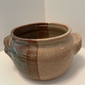 Handmade‎ Studio Art Pottery Bowl With Handles Artist Signed  4.75” X 3.5”